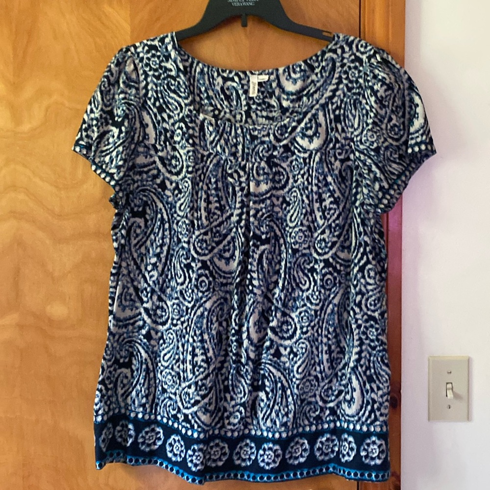 St. john's Bay tunic style top. Detailed edges. XL blue
